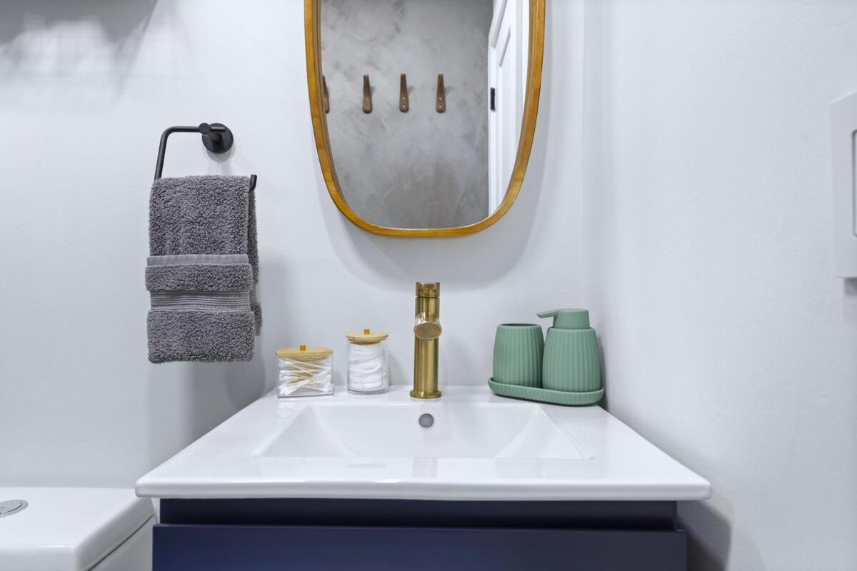 King Bed & Hot Tub, A Casita For Families & Pets Сasa de vacaciones Miami